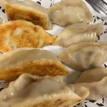 Din Soup Dumplings - B5. Pan Fried Pork Dumplings - Dim Sum Near Me - Brooklyn, New York Din Soup Dumplings - B5. Pan Fried Pork Dumplings - Dim Sum Near Me - Brooklyn, New York
