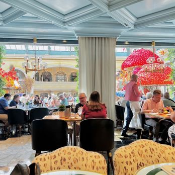 Sadelle's - View of the garden conservatory - Breakfast & Brunch Near Me - Las Vegas, Nevada Sadelle's - View of the garden conservatory - Breakfast & Brunch Near Me - Las Vegas, Nevada