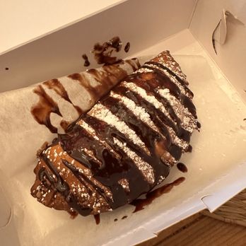 Empanada Harry's Bakery and Cafe - nutella empanada - Venezuelan Near Me - Miami, Florida Empanada Harry's Bakery and Cafe - nutella empanada - Venezuelan Near Me - Miami, Florida