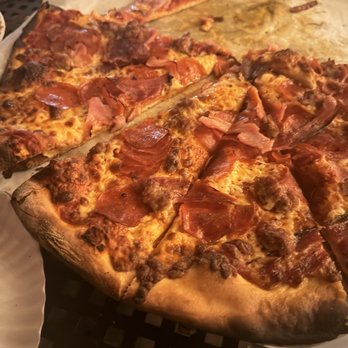 Burattino Brick Oven Pizza - the burnt pizza I waited 2hrs for - Pizza Near Me - Carson, California Burattino Brick Oven Pizza - the burnt pizza I waited 2hrs for - Pizza Near Me - Carson, California