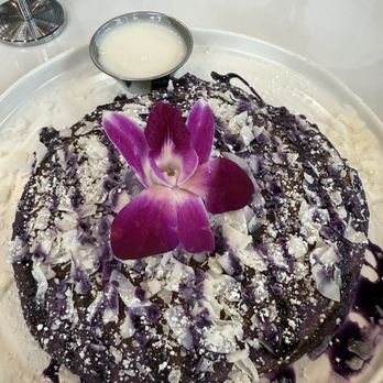 M Cozy Fusion Cafe - Ube pancakes - Breakfast & Brunch Near Me - Seattle, Washington