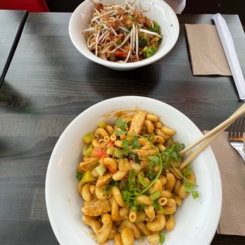 Noodlebox - Bombay Mac & Cheese Box + Ginger Beef Box - Noodles Near Me - Calgary, Alberta