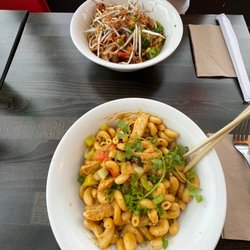 Bombay Mac & Cheese Box + Ginger Beef Box