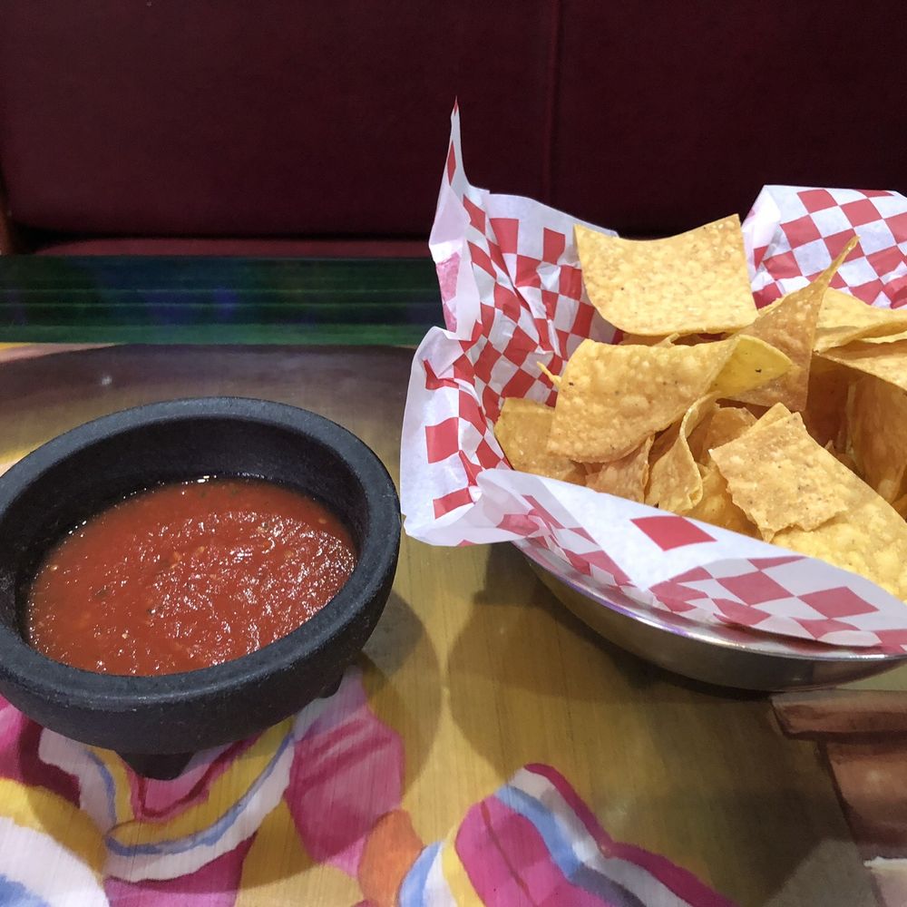 Los Tres Magueyes - Chips and Salsa - Mexican Near Me - Cary, North Carolina Los Tres Magueyes - Chips and Salsa - Mexican Near Me - Cary, North Carolina
