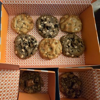 CoCo Playa - white chocolate Macademia nuts cookies,  cookie & cream cookies, and Nutella Bueno. - Coffee & Tea Near Me - San Diego, California