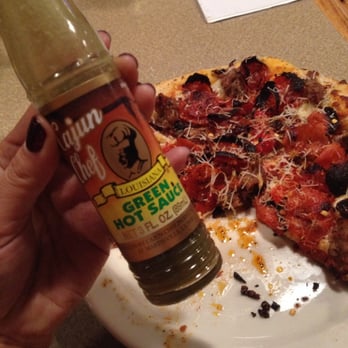 575 Pizzeria - Try the Green Hot Sauce! - Pizza Near Me - Amarillo, Texas