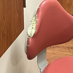 Lakewood Family Dental - Equipment is all worn down and nasty