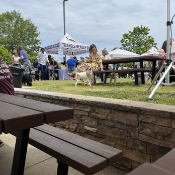 Lonerider Brewing Company Hideout in Wake Forest - Beer garden: TriBeagles event - Brewpubs Near Me - Wake Forest, North Carolina Lonerider Brewing Company Hideout in Wake Forest - Beer garden: TriBeagles event - Brewpubs Near Me - Wake Forest, North Carolina