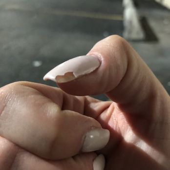 Nia Modern Nails Salon - Nia Fixed it on Monday this is Friday!!!!! - Nail Salons Near Me - Addison, Illinois