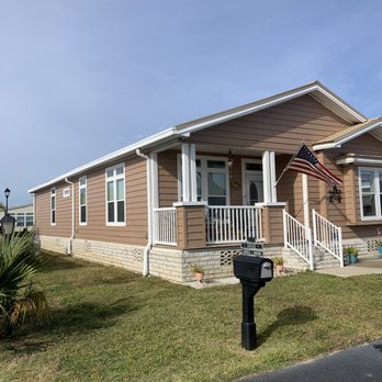 Kelbie Home Services - Recent home painting - Painters Near Me - Winter Haven, Florida Kelbie Home Services - Recent home painting - Painters Near Me - Winter Haven, Florida