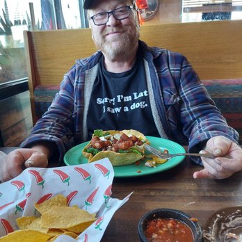 Los 2 Agaves - Bacon wrapped shrimp salad - Mexican Near Me - Canby, Oregon
