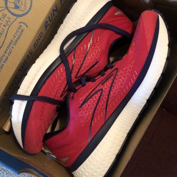 Fleet Feet - Sports Wear Near Me - Brentwood, Tennessee
