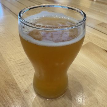 Lark Brewing - Breweries Near Me - Aldie, Virginia