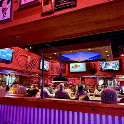 Texas Roadhouse - Inside