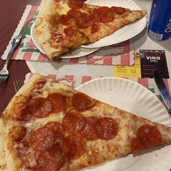 Benny Tudino's - 2 pepperoni Pizza Slices - Pizza Near Me - Hoboken, New Jersey