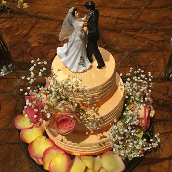 Sugar 'n' Spice Cakery - Custom Cakes Near Me