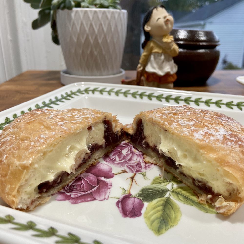 Tous Les Jours - inside red bean cream pastry - Bakeries Near Me - Glenview, Illinois Tous Les Jours - inside red bean cream pastry - Bakeries Near Me - Glenview, Illinois