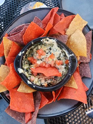 Revere's Wells Street Tavern by null