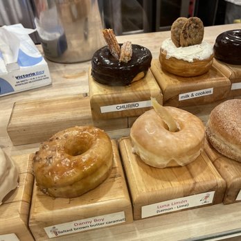 Fan-Fan Doughnuts - Donuts Near Me - Brooklyn, New York Fan-Fan Doughnuts - Donuts Near Me - Brooklyn, New York