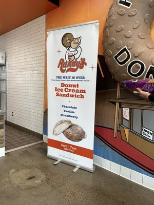 Randy's Donuts by null