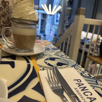 PANCAKES Amsterdam - Stroopwafel latte - Pancakes Near Me - Amsterdam, New Hampshire PANCAKES Amsterdam - Stroopwafel latte - Pancakes Near Me - Amsterdam, New Hampshire