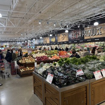 H Mart - Food Court Near Me - Schaumburg, Illinois H Mart - Food Court Near Me - Schaumburg, Illinois