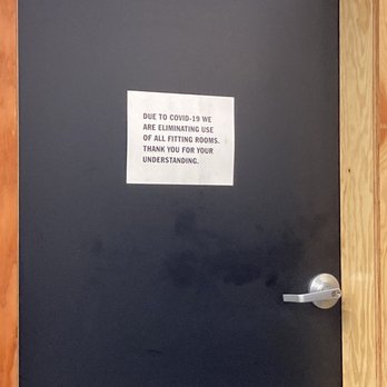 Vans Outlet - No fitting rooms available to their customers - Shoe Stores Near Me - Atlantic City, New Jersey Vans Outlet - No fitting rooms available to their customers - Shoe Stores Near Me - Atlantic City, New Jersey