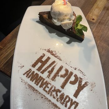 Yard House - New American Near Me - Rancho Cucamonga, California