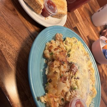 Country Cafe - Popeye Omelet - Breakfast & Brunch Near Me - Cypress, California Country Cafe - Popeye Omelet - Breakfast & Brunch Near Me - Cypress, California
