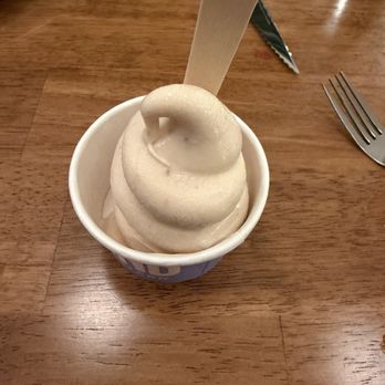 Mooney’s Pizza - Strawberry custard - Pizza Near Me - Long Beach, California Mooney’s Pizza - Strawberry custard - Pizza Near Me - Long Beach, California