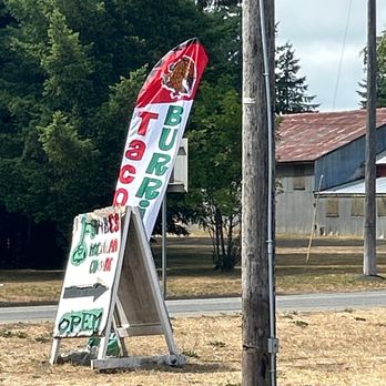 Yabes Taco Truck - Food Stands Near Me - Forks, Washington