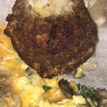 Arcade Restaurant - Sausage is overcooked and dry.  Correction: one piece of sausage is old and dry. The other one is somehow fine. - Diners Near Me - Memphis, Tennessee