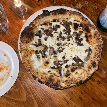 Saraghina Restaurant - Mushroom truffle pizza - mediocre at best - Pizza Near Me - Brooklyn, New York Saraghina Restaurant - Mushroom truffle pizza - mediocre at best - Pizza Near Me - Brooklyn, New York