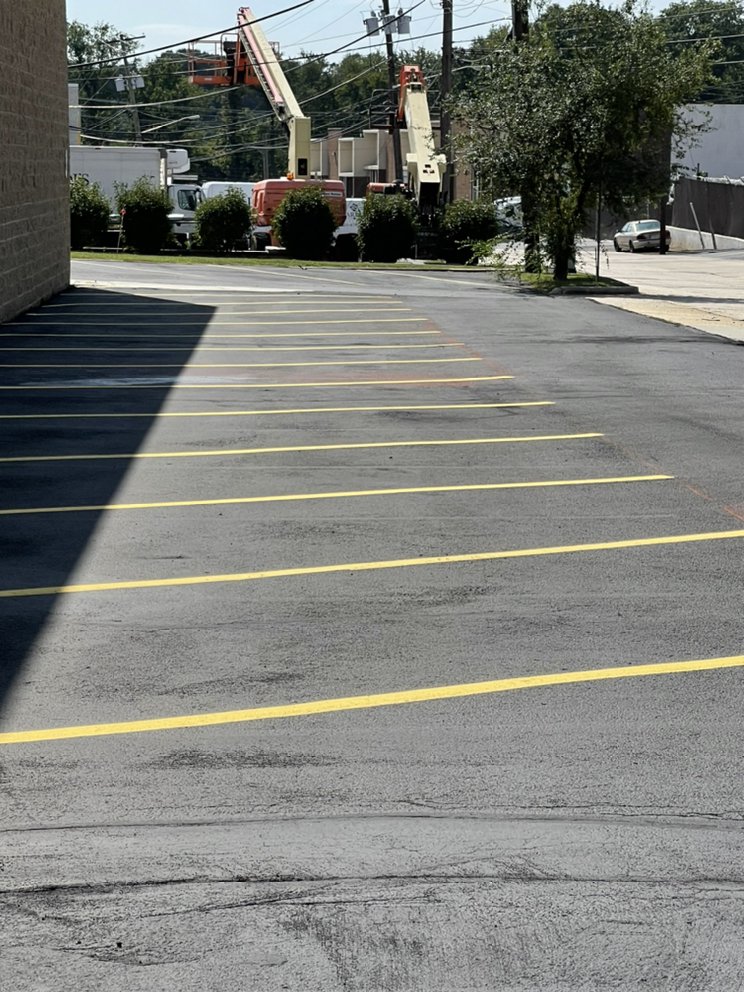 Slide of Universal Roofing & Paving