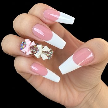 Golden Nail Lounge - Nail Salons Near Me - Las Vegas, Nevada