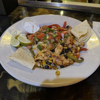 Dave's High Desert Grill - Chicken fajita bowl - Breakfast & Brunch Near Me - Albuquerque, Nebraska