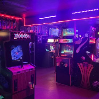 Glitch Bar - Bars Near Me - Fort Lauderdale, Florida