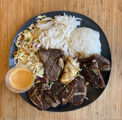 The Bulgogi + Dukuhbee Noodle by null