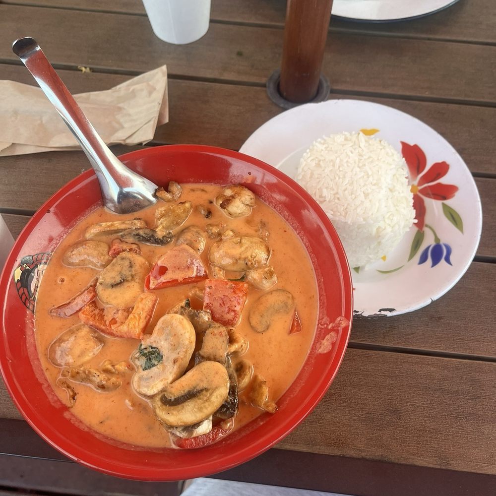 Degthai - Red curry - Thai Near Me - Nashville, Tennessee Degthai - Red curry - Thai Near Me - Nashville, Tennessee