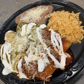 Alvarado’s Mexican Grill - Half Red Half green enchilada with beef and chicken - Mexican Near Me - Pomona, California Alvarado’s Mexican Grill - Half Red Half green enchilada with beef and chicken - Mexican Near Me - Pomona, California