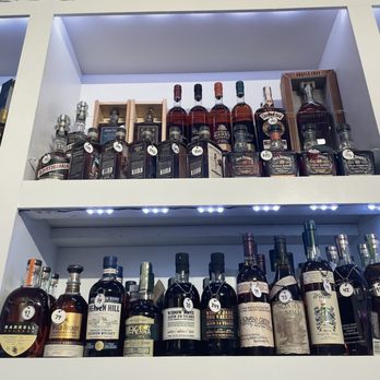 SIPS - Beer, Wine & Spirits Near Me - Benicia, California SIPS - Beer, Wine & Spirits Near Me - Benicia, California