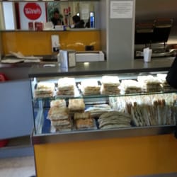 MedCafè - Il bancone del bar