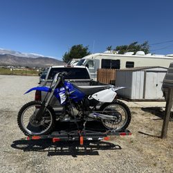 Spaceport Rv Park - Yz 250 having a blast in Mojave ! Love the desert !