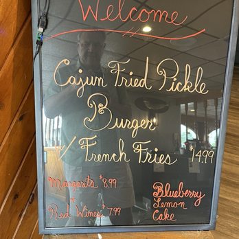 Burke's Waterfront Restaurant - Welcome - Breakfast & Brunch Near Me - Cadillac, Michigan