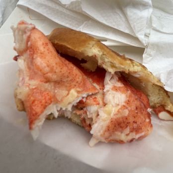 Bite Into Maine - Connecticut lobster roll - Food Trucks Near Me - Portland, Maine Bite Into Maine - Connecticut lobster roll - Food Trucks Near Me - Portland, Maine