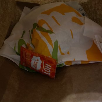 Taco Bell - one sauce packet for 3 food items - Tacos Near Me - Wildomar, California Taco Bell - one sauce packet for 3 food items - Tacos Near Me - Wildomar, California