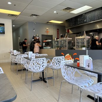 Bissli Grill - the interior of a restaurant - Kosher Near Me - Boynton Beach, Florida