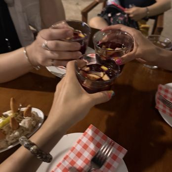 Palosanto - Signature Cuisine Near Me - Barcelona, B Palosanto - Signature Cuisine Near Me - Barcelona, B