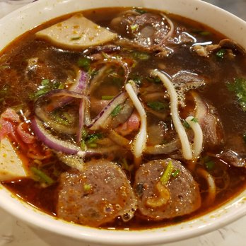 Pho Play - Spicy lemongrass bun bo hue - Vietnamese Near Me - Castro Valley, California Pho Play - Spicy lemongrass bun bo hue - Vietnamese Near Me - Castro Valley, California