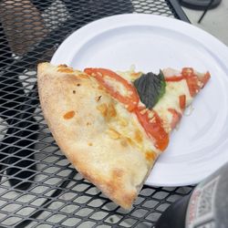 Cozzy's On Main - Caprese Pizza